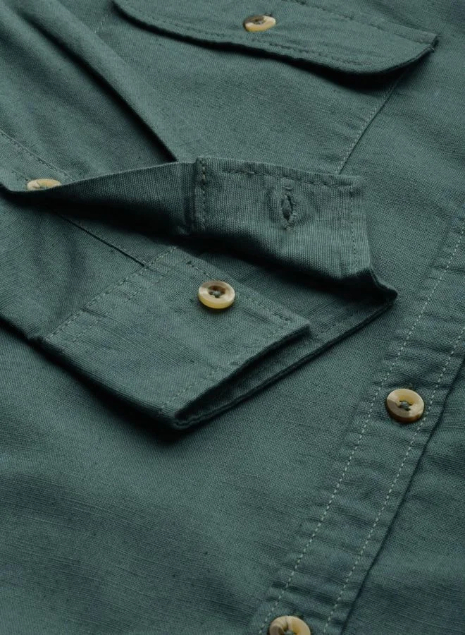 The Indian Garage Co Men Slim Fit Solid Full Sleeves Mandarin Collar Double Flap Pocket Casual Shirt