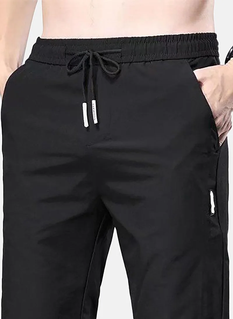 YUNIQEE Black Mid Rise Soild Slim Fit Shorts