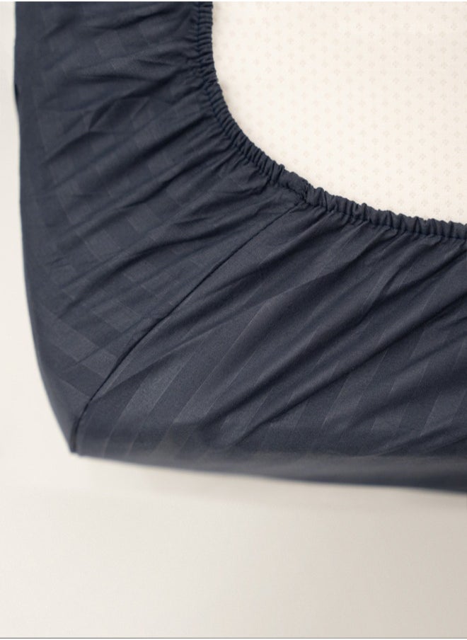 American Linen Queen Striped Fitted Sheet with 2 Pillow Case 180 x 200 Cm Navy Blue  - Image 3