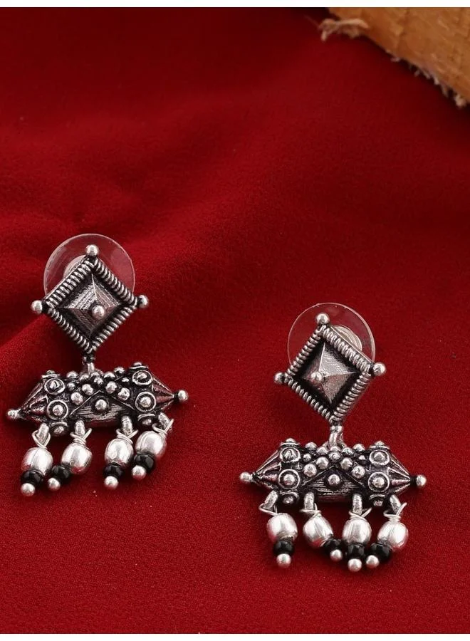 VOYLLA Nayantara Geometric Design Earrings