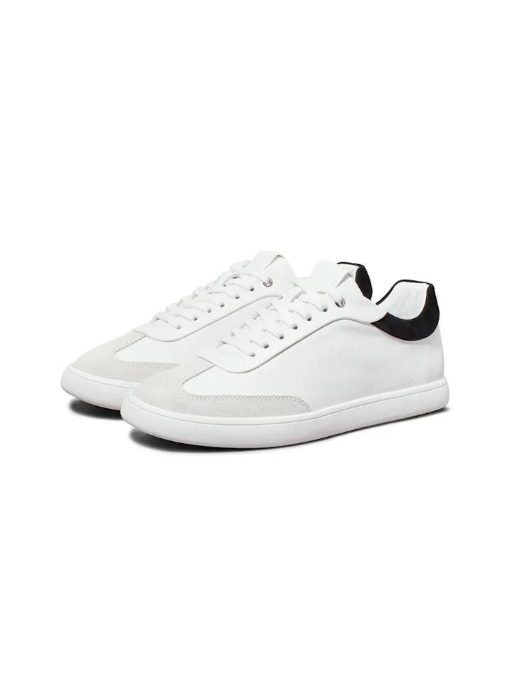 CALVIN KLEIN Lace Up Low Top Sneakers