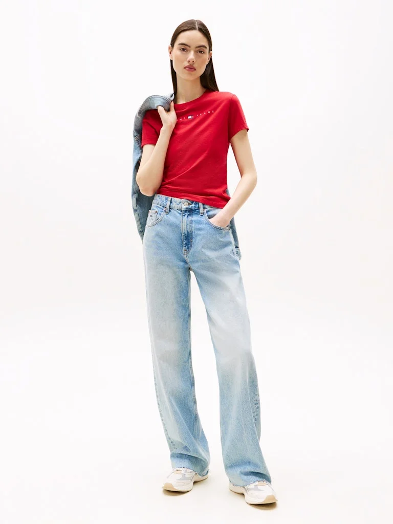 TOMMY JEANS Graphic Crew Neck T-Shirt