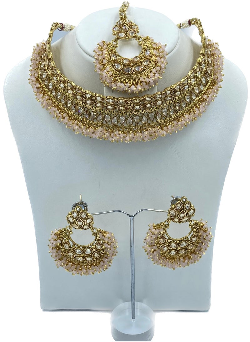 جوهونا قلادة مجوهرات كوندان الهندية التقليدية من GOHONA Royal Bling Bollywood مع مجموعة أقراط و 1 Tikka باللون الوردي  - Image 2