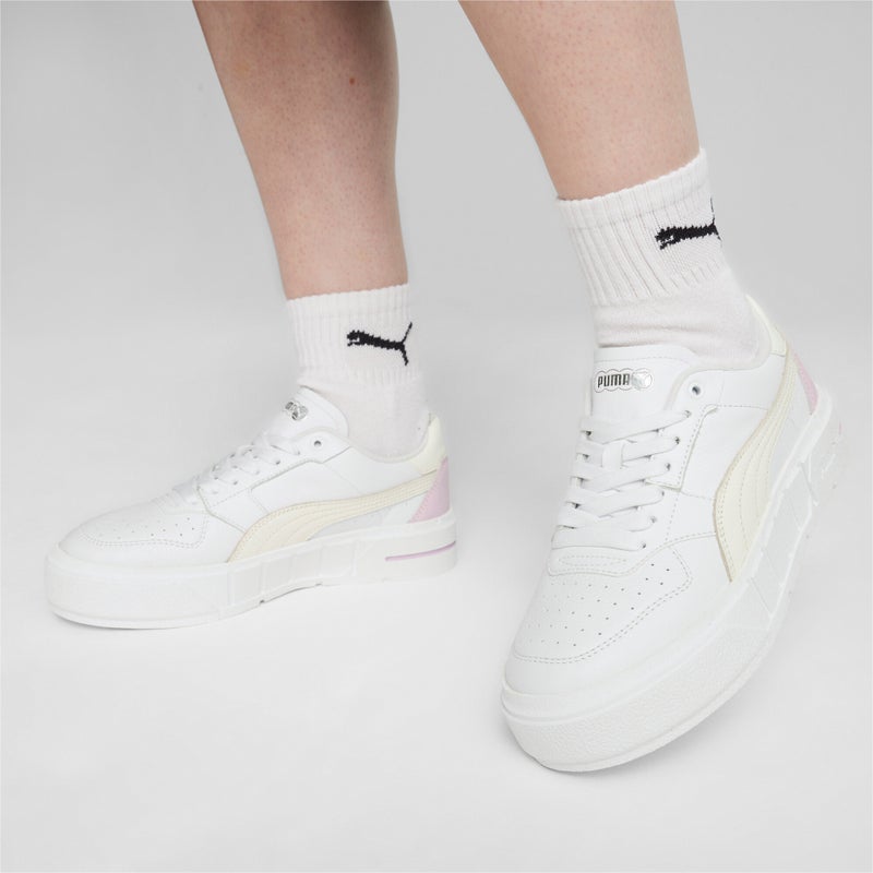 بوما سنيكرز PUMA Cali Court من الجلد للنساء - Image 2