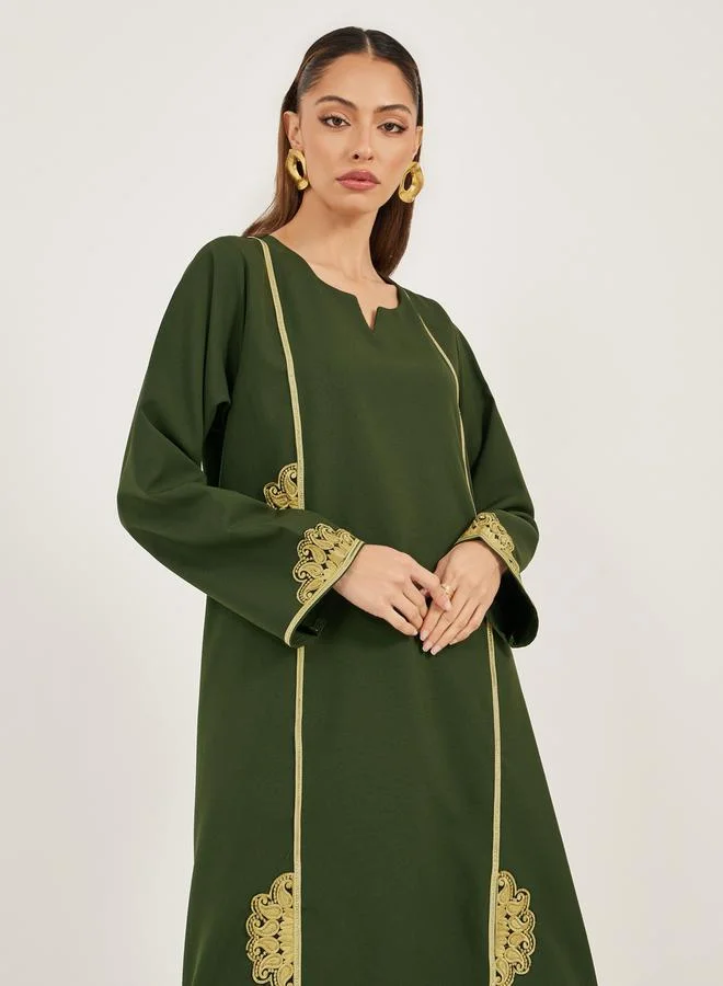 Styli Lace Detail Notch Neck A-Line Jalabiya