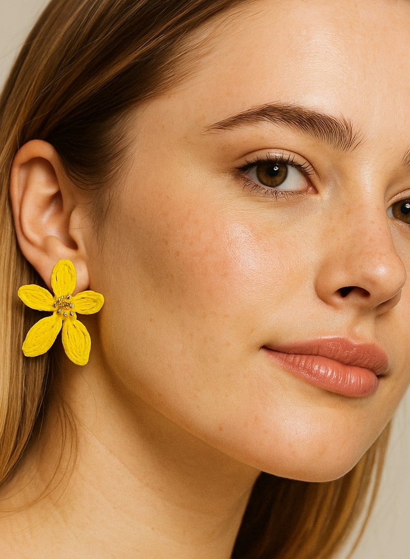 Vbranda Stylish flower-shaped earrings crafted -YELLOW  - Image 1
