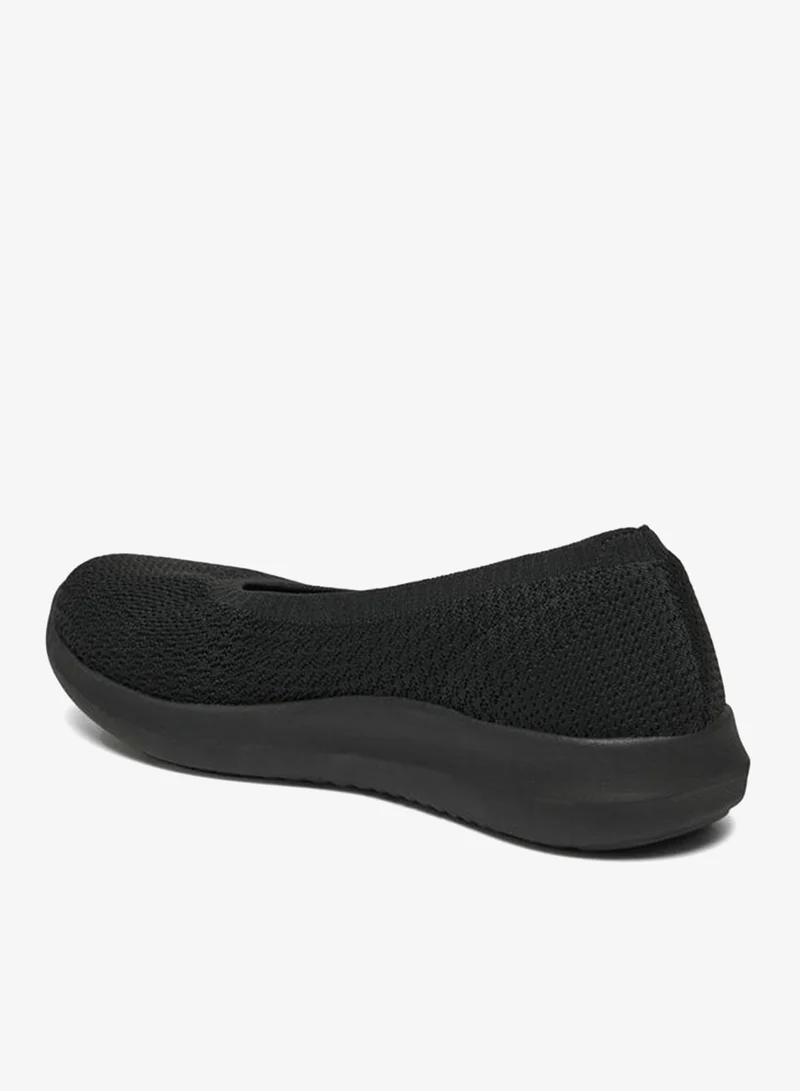 Dash Textured Slip-On Sports Shoes