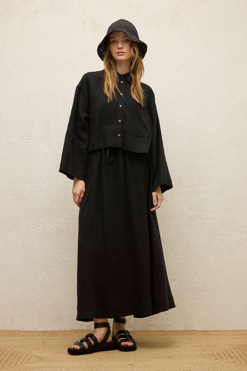 Manuka Linen Long Sleeve Crop Shirt Black  - Image 3