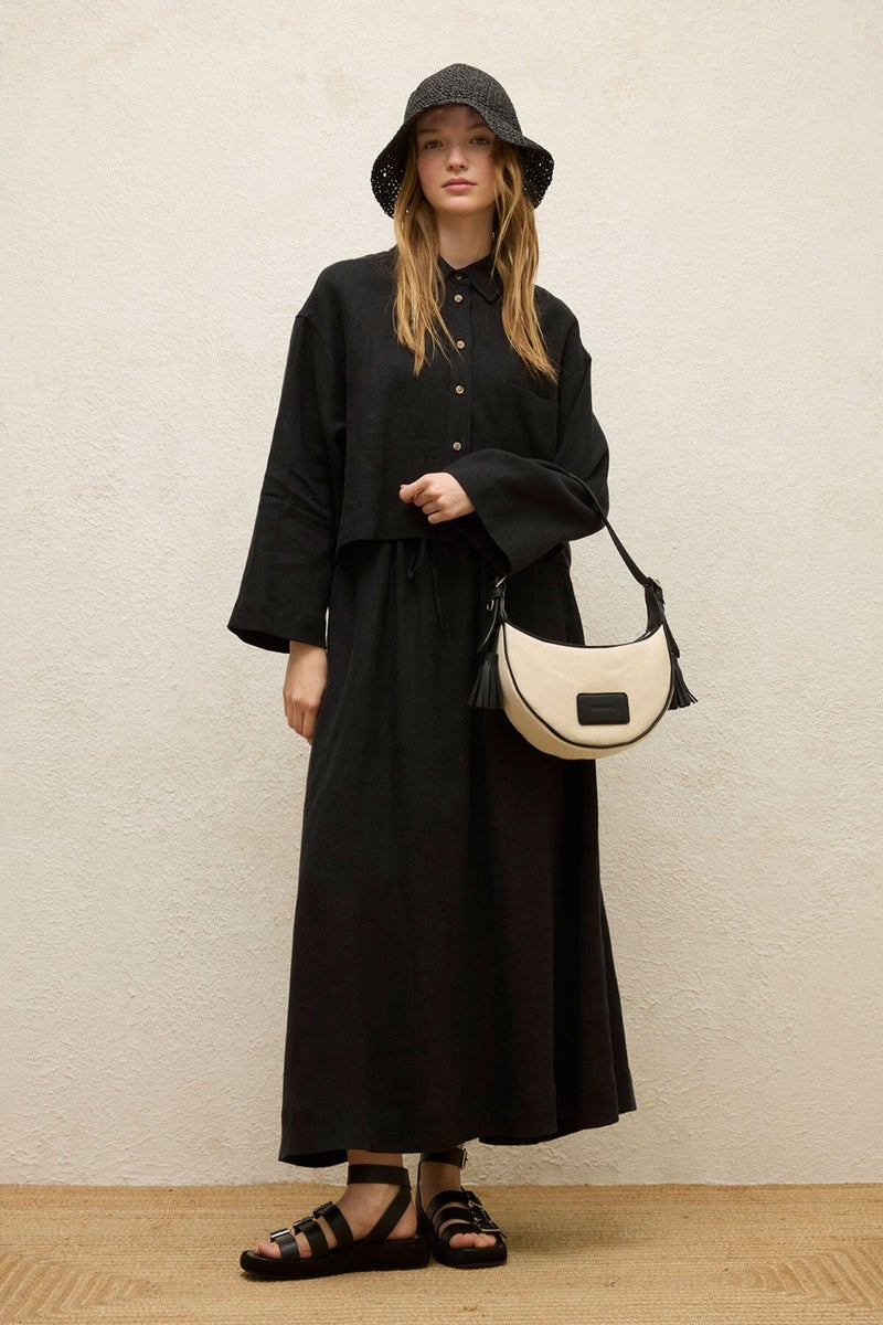 Manuka Linen Long Sleeve Crop Shirt Black  - Image 2
