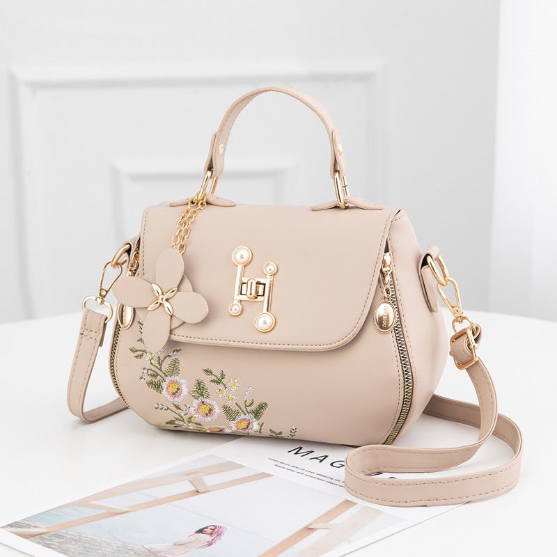 Casual And Fashionable Embroidered Bucket Bag 2025 Autum New Handheld Small Bag Sweet Lady Shoulder Crossbody Bag - Image 1