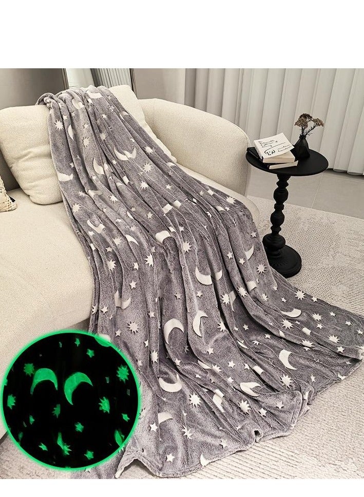 Glow-in-the-Dark Cloud Pattern Blanket - Soft, Cozy Flannel Throw for Bed & Sofa, Allergy-Friendly