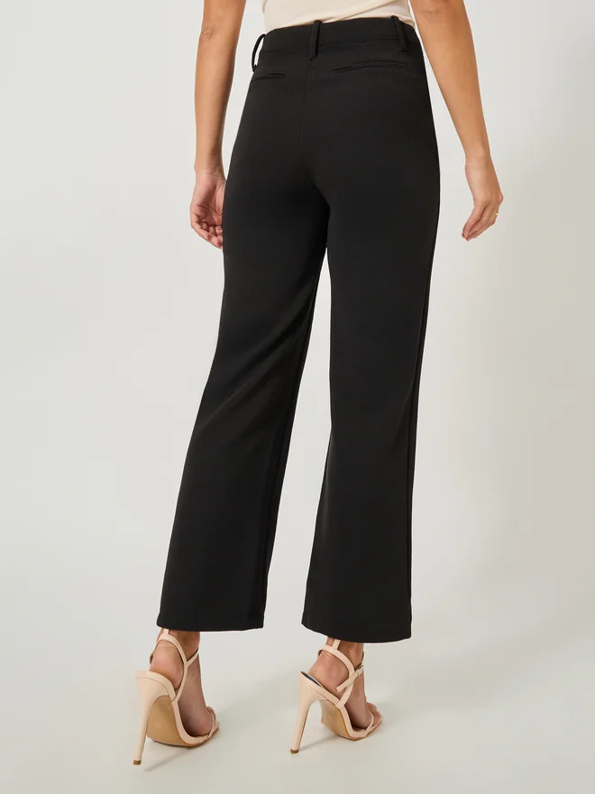 Styli Styli Solid Flat Front Low Rise Flared Pants