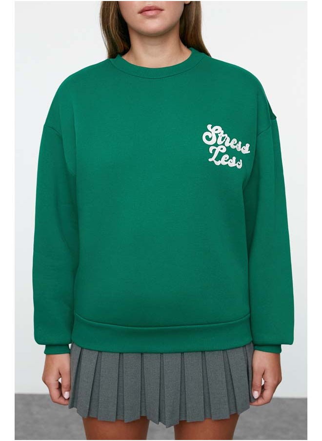 trendyol - Emerald Green Thick Inside Polar Slogan Embroidered Regular/Normal Fit Knitted Sweatshirt TWOAW24SW00094 - Image 1