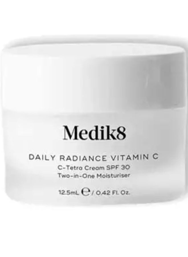 Medik8 Vitamin C Daily Radiance Vitamin C SPF30 Two-In-One Moisturiser 12.5ml - Image 4