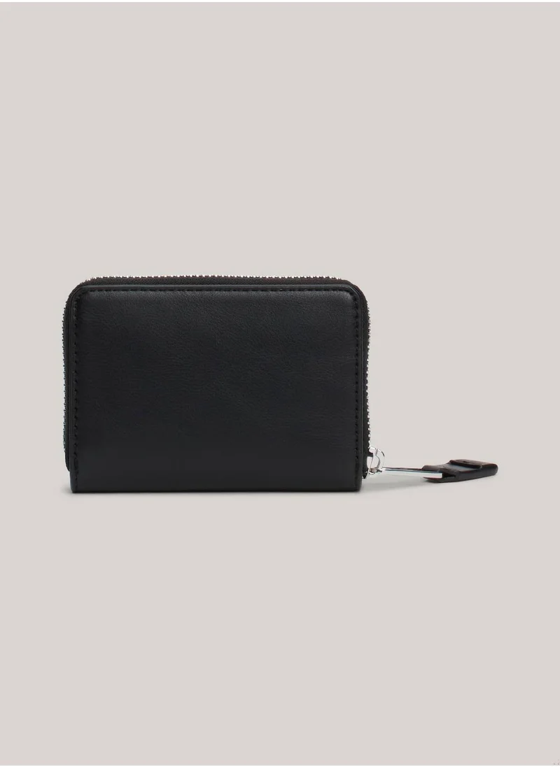 TOMMY JEANS Women's Essential Must Small Zip Wallet - Faux Leather, Black