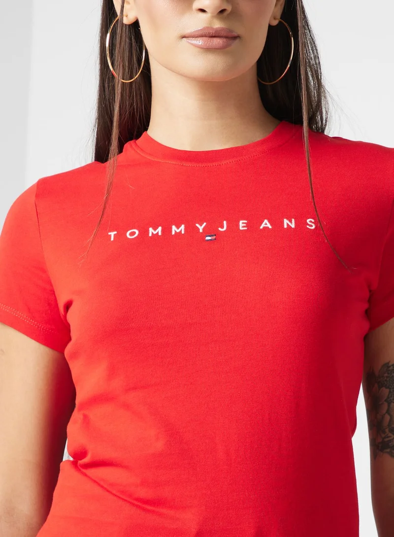 TOMMY JEANS Crew Neck Logo Printed T-Shirt