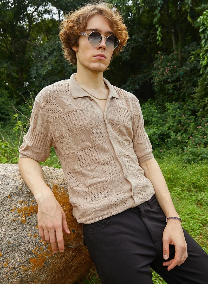 Campus Sutra Campus Sutra Men's Sand Beige Patch-Knit Shirt For Casual Wear | Polo Neck | Short Regular Sleeves | Button Closure | Shirt Crafted With Comfort Fit For Everyday Wear