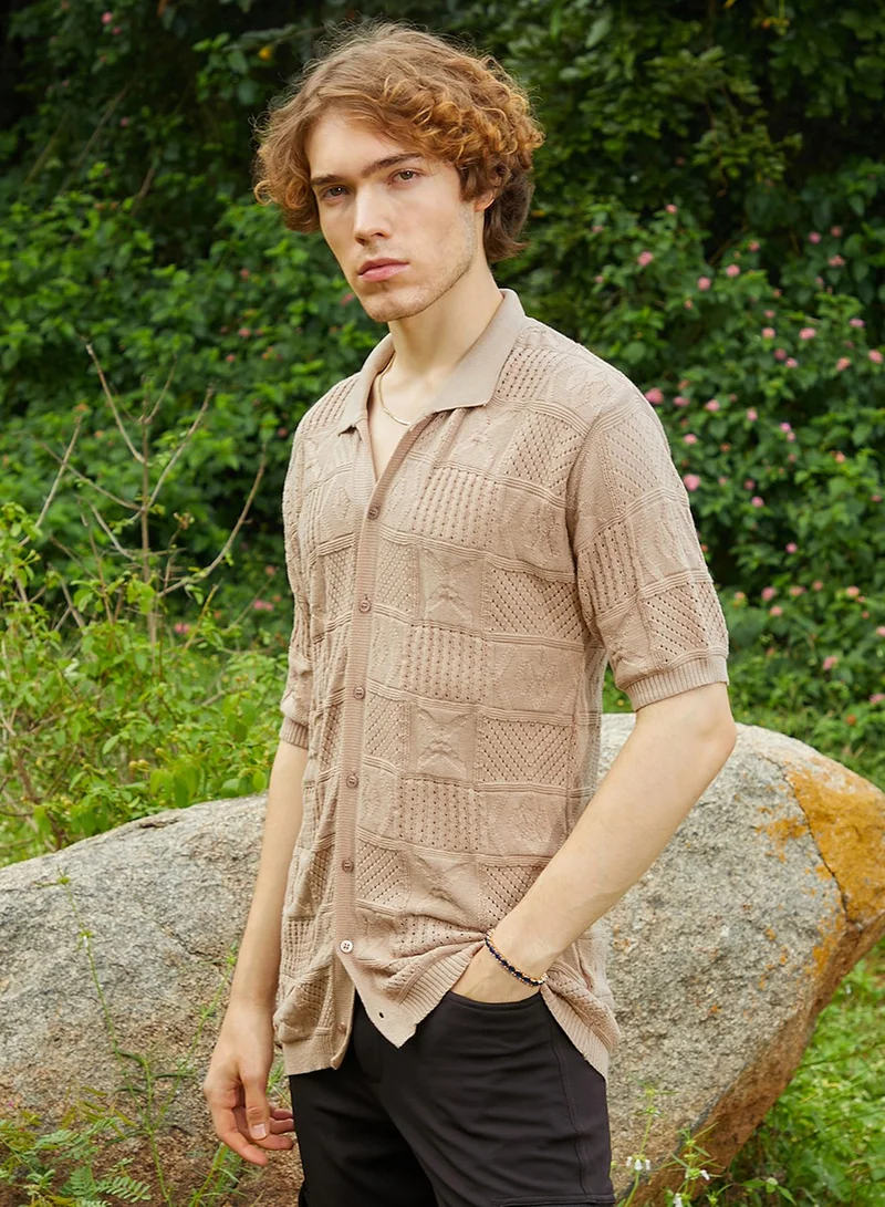 Campus Sutra Campus Sutra Men's Sand Beige Patch-Knit Shirt For Casual Wear | Polo Neck | Short Regular Sleeves | Button Closure | Shirt Crafted With Comfort Fit For Everyday Wear