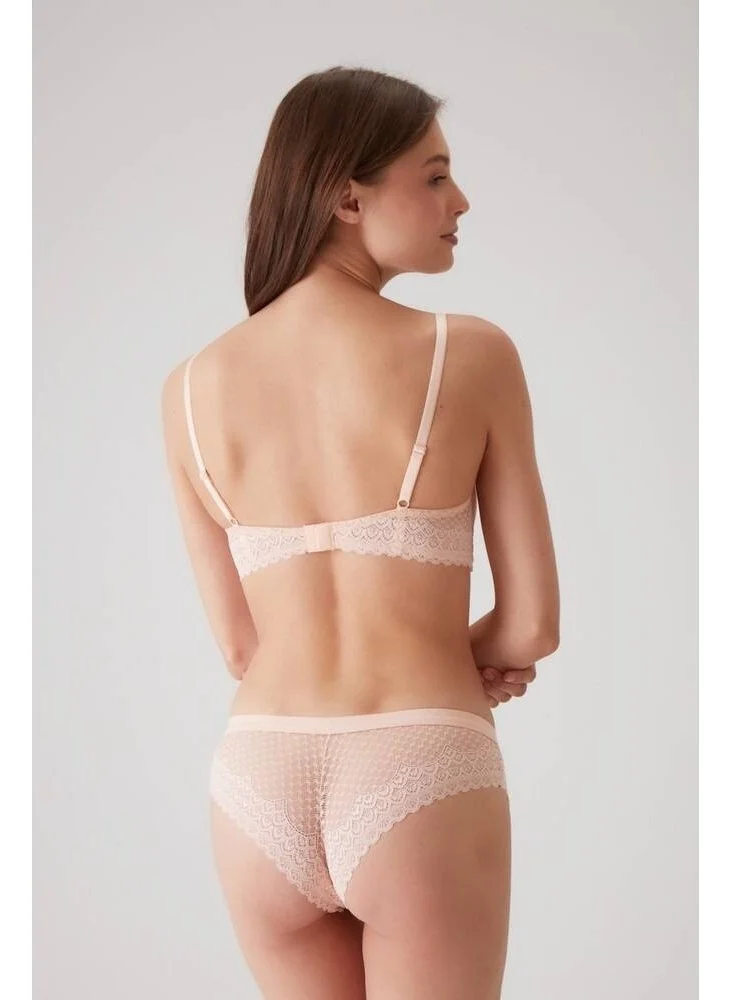 بيير كاردان Lacy Non-wired Bra Set Salmon