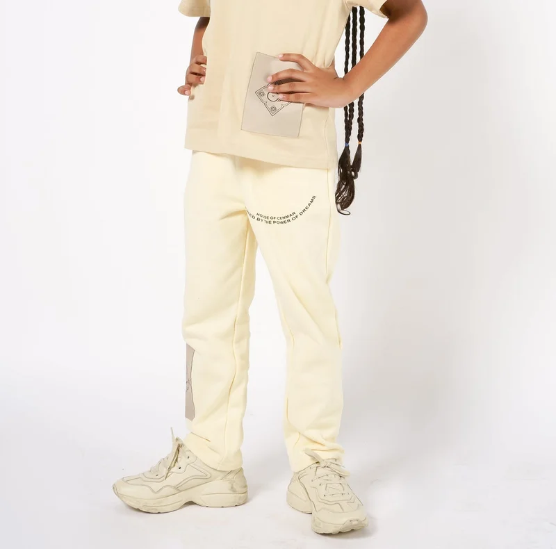 هاوس اوف سينمار Kids Yellow Pants With A Power Of Dreams Print