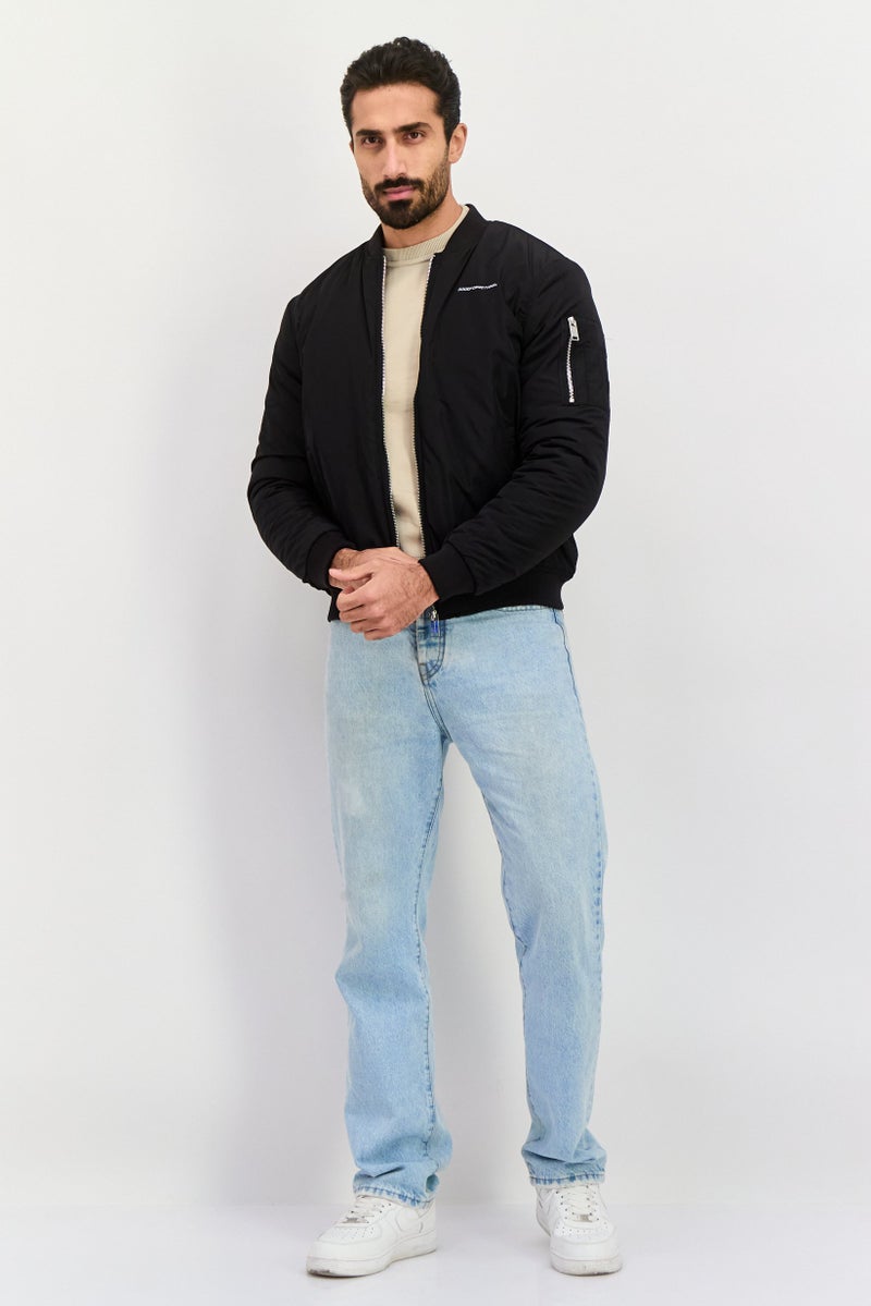 GOOD FOR NOTHING جاكيت بومبر للرجال بشعار العلامة التجارية، أسود - Image 2