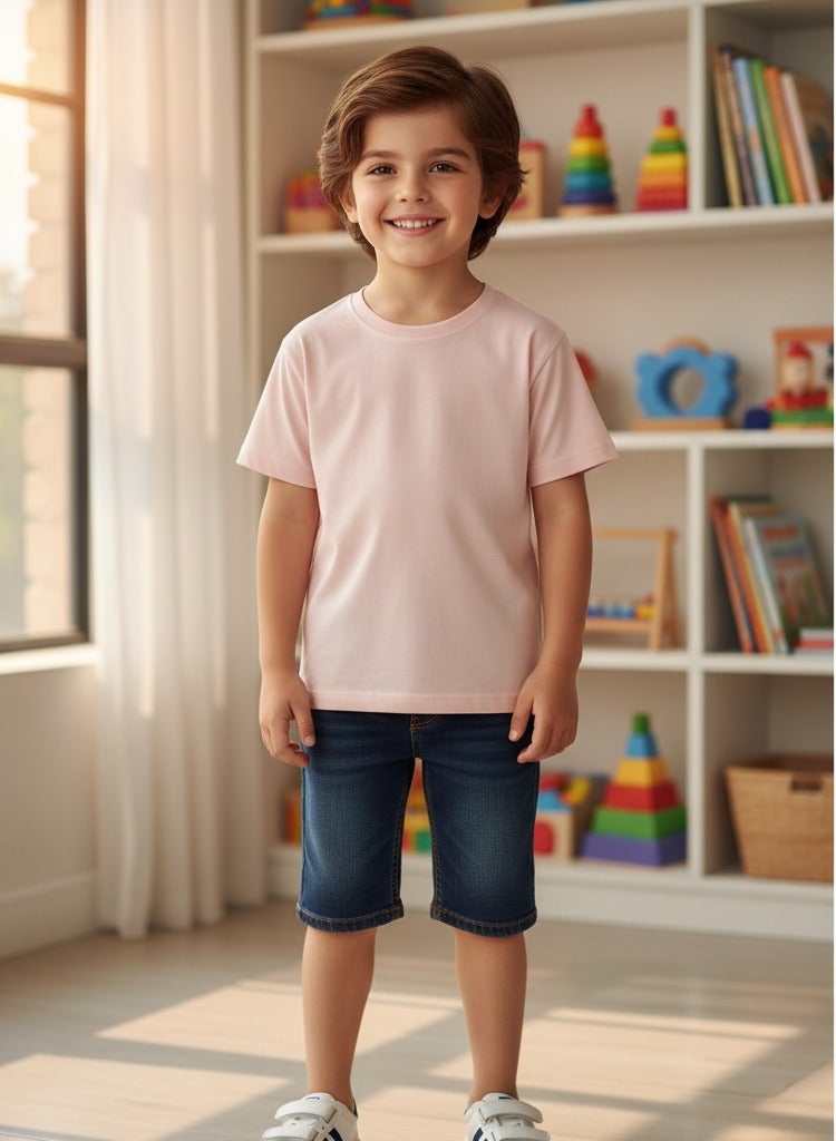 Stylish, plain, modern T-shirt, combining elegance and comfort. Round neck, short sleeves. - Image 1