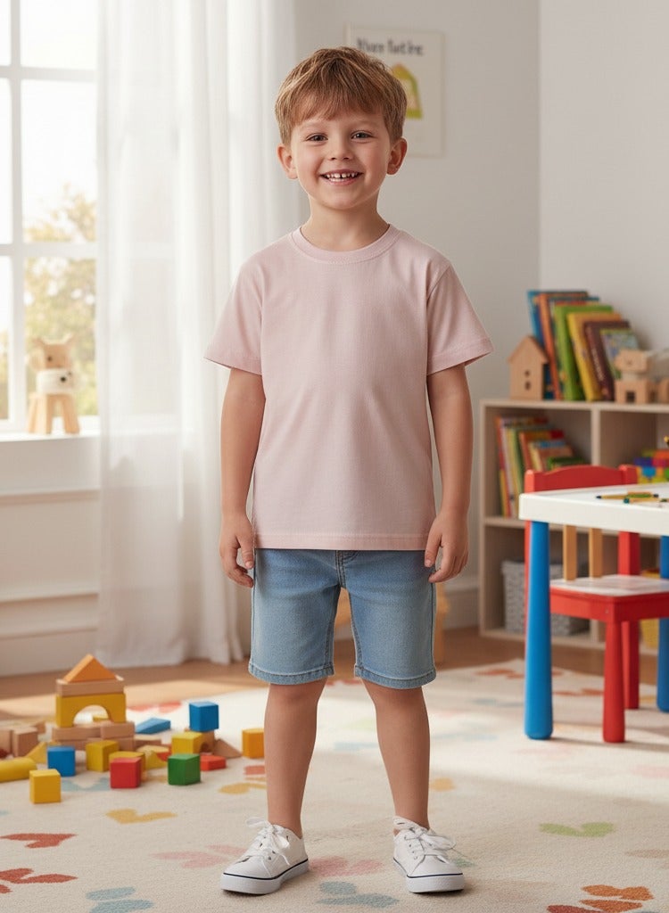 Stylish, plain, modern T-shirt, combining elegance and comfort. Round neck, short sleeves. - Image 2