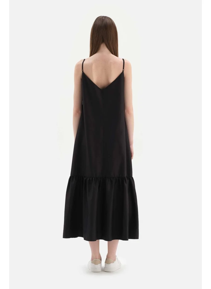داجي Black Strappy Long Woven Dress with Buttons on the Front