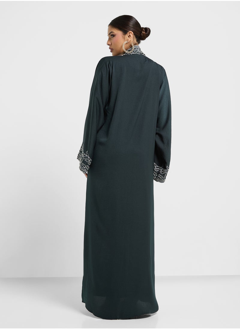 hayas closet Embroidered V-Neck Flared Sleeve Abaya  - Image 2
