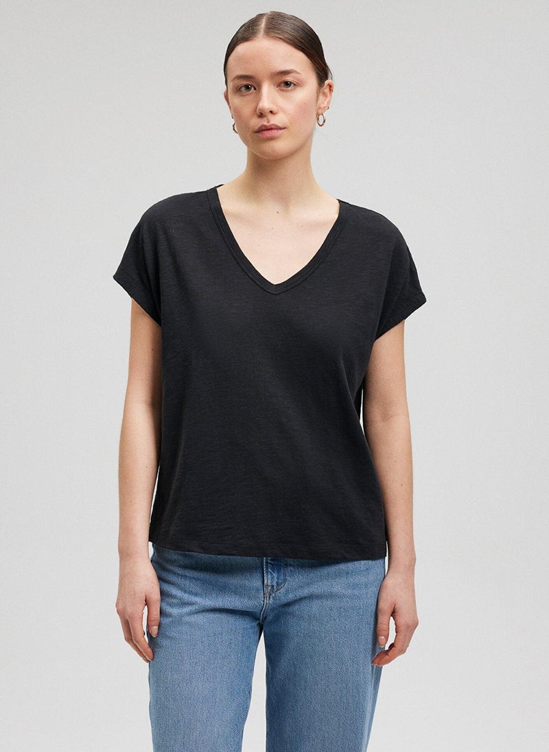 MAVI V Neck Black Basic T-Shirt - Image 3