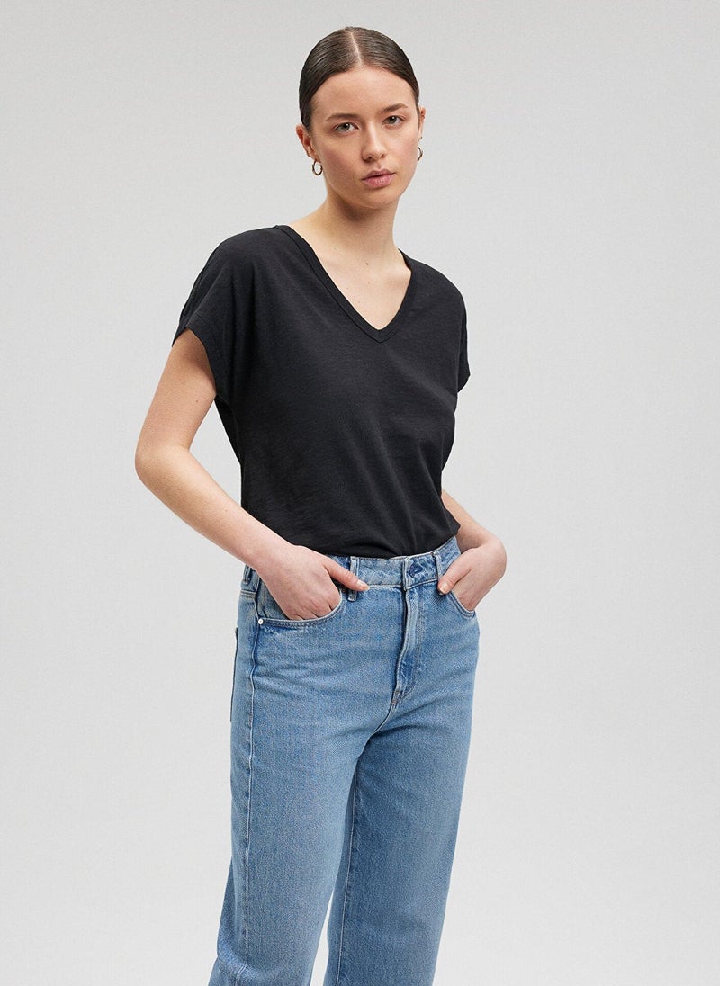 MAVI V Neck Black Basic T-Shirt - Image 2