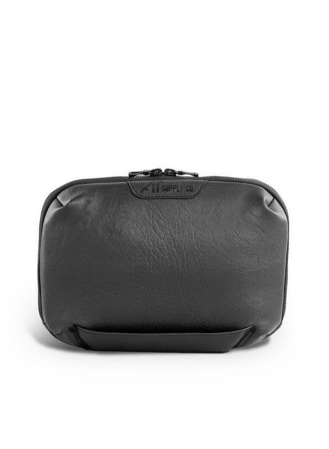 ايه ار سابلاي Ar Tech Pro من Arij Bags | شنطة يد جلد منظمة، 11 قسم للتنظيم العملي، مبطنة من الداخل لحماية الهاتف والأغراض، تصميم عملي للاستخدام اليومي والتنقل (أسود) - Image 1