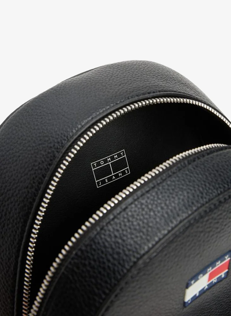 TOMMY JEANS Logo Detailed Zip Through Backpack