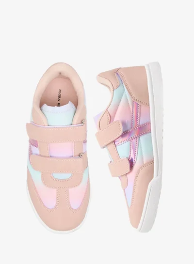 فلورا بيلا من شو إكسبرس سنيكرز بناتي بألوان متداخلة وإغلاق بشريط لاصق