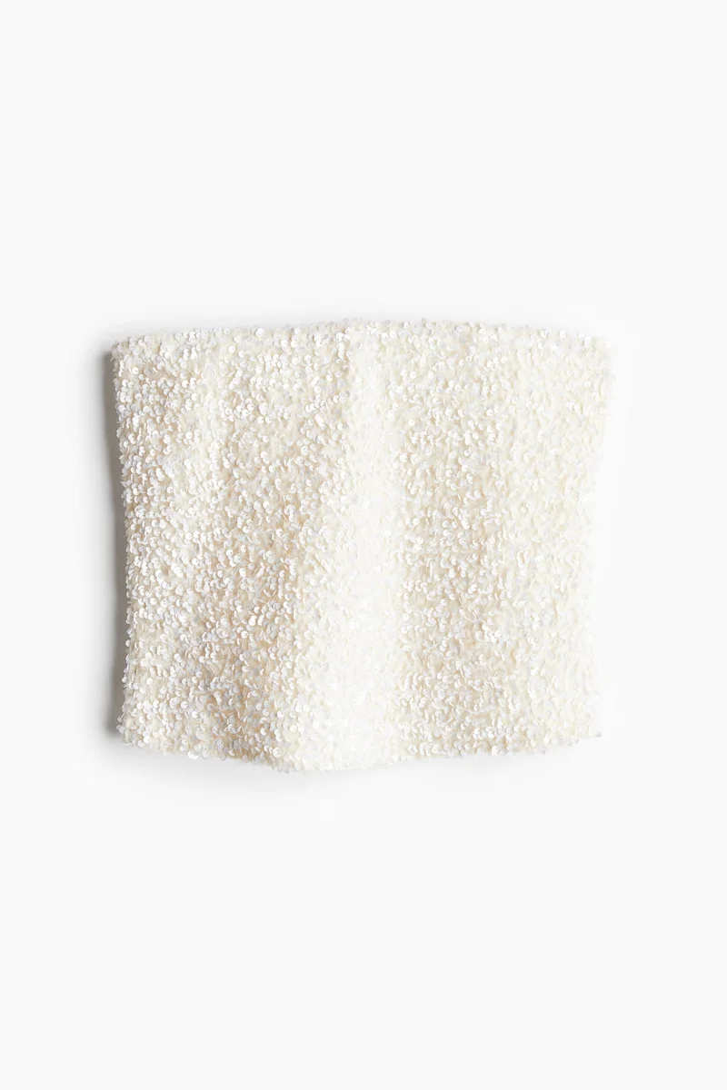 اتش اند ام بلوزة بدون شرائط كتف مزيّنة بالترتر