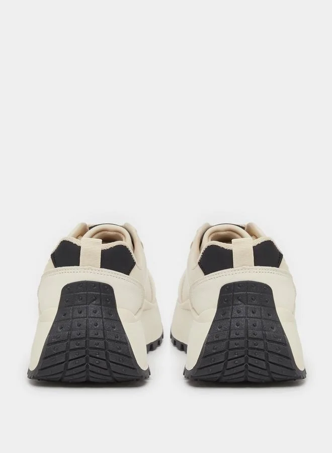 Styli Styli Chunky Sole Lace Up Sneakers