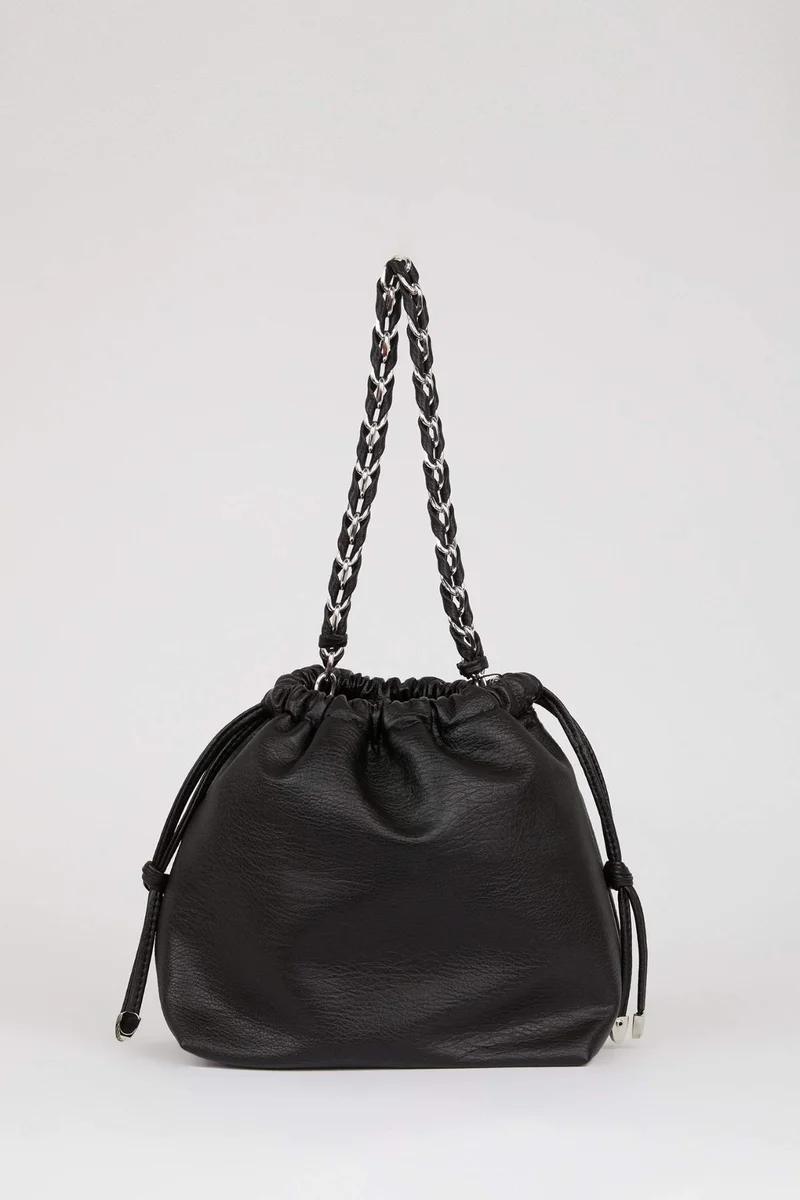 ديفاكتو Woman Chain Strap Detailed Faux Leather Shoulder Bag