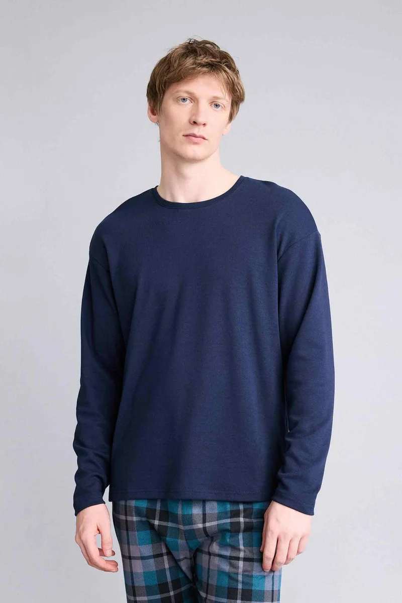 ديفاكتو Boxy Fit Long Sleeve Knitted Tops