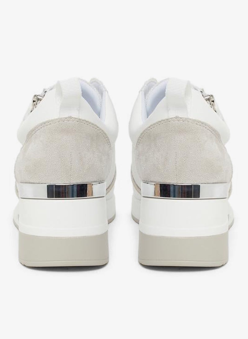 ستايلي اكتيف حذاء سنيكرز بتفاصيل بارزة الملمس - Image 5