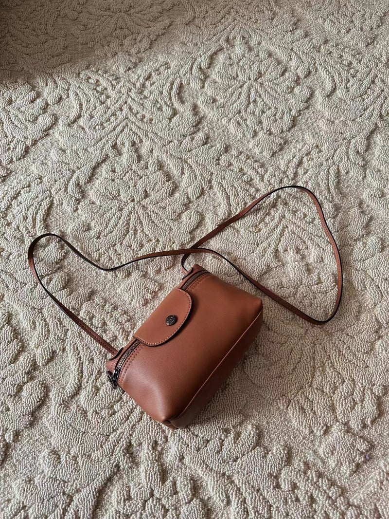 High Quality New Calfskin Underarm Bag Female Cowhide Hobo Messager Bag Large Capacity Shoulder Mini Dumpling Bag - Image 4