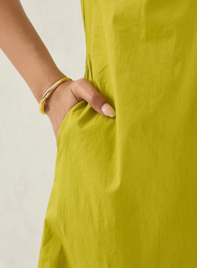 Femmella Green Solid Poplin Collared A-Line Midi Dress