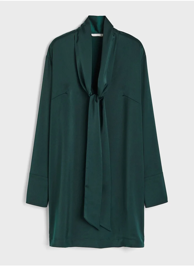 H&M Tie Detail Dress