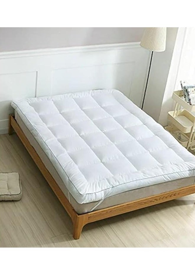 House One Microfiber Mattress Topper 14 cm With Microfiber Filling and Rubber Corners Edges  - Image 1