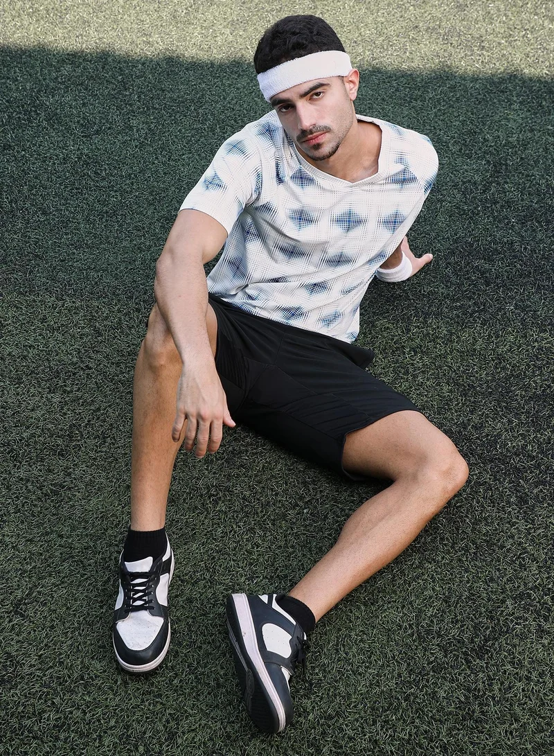 CAHOOT  Men's Cream White & Indigo Blue Static-Bloc Activewear T-Shirt for Men | Best Price UAE