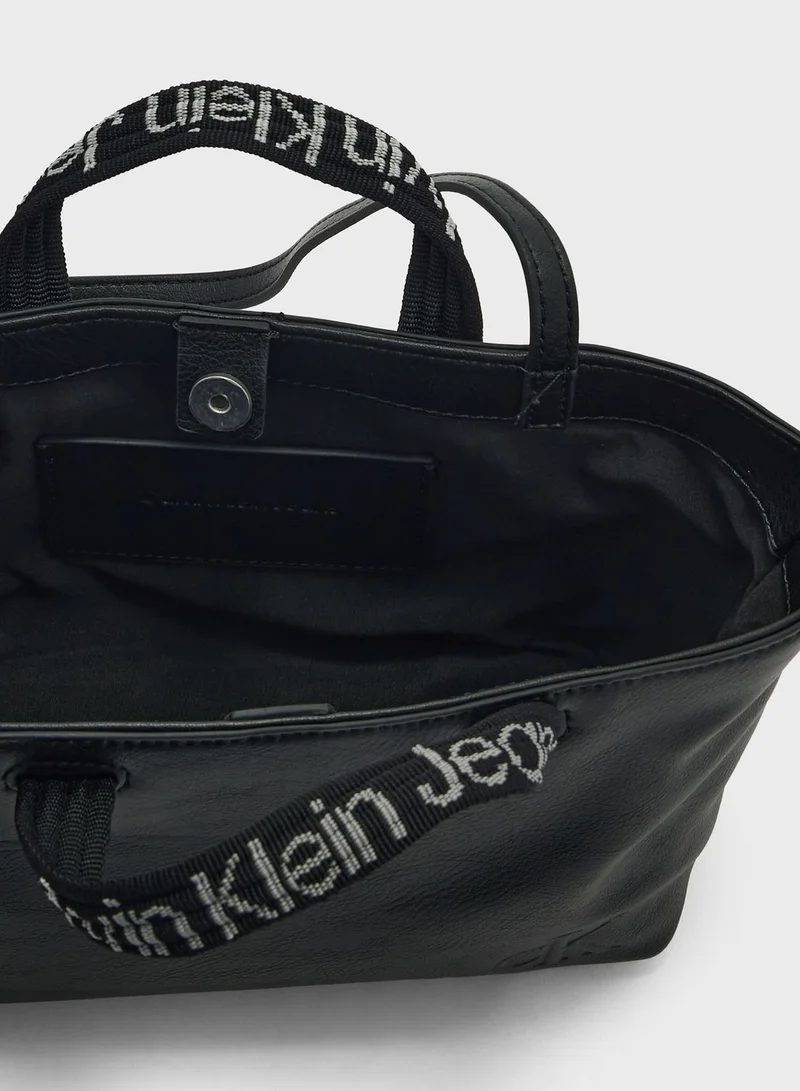 Calvin Klein Jeans Ultralight Longday Tote