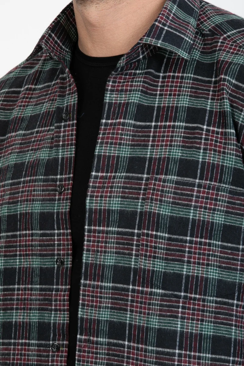 Varetta Men's Green Long Sleeve Pocket Checkered Winter Shirt