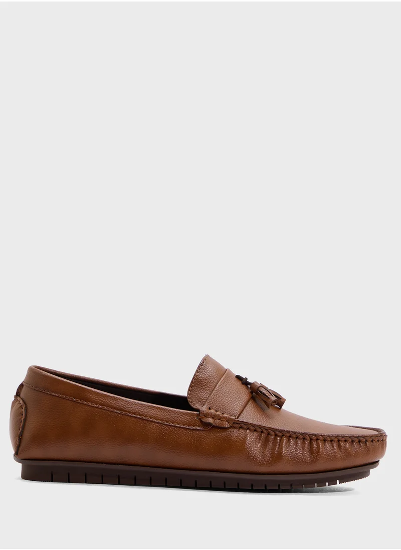 Robert Wood Tassel Detail Hand Stitched Casual Loafers