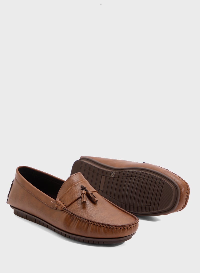 Robert Wood Tassel Detail Hand Stitched Casual Loafers  - Image 3