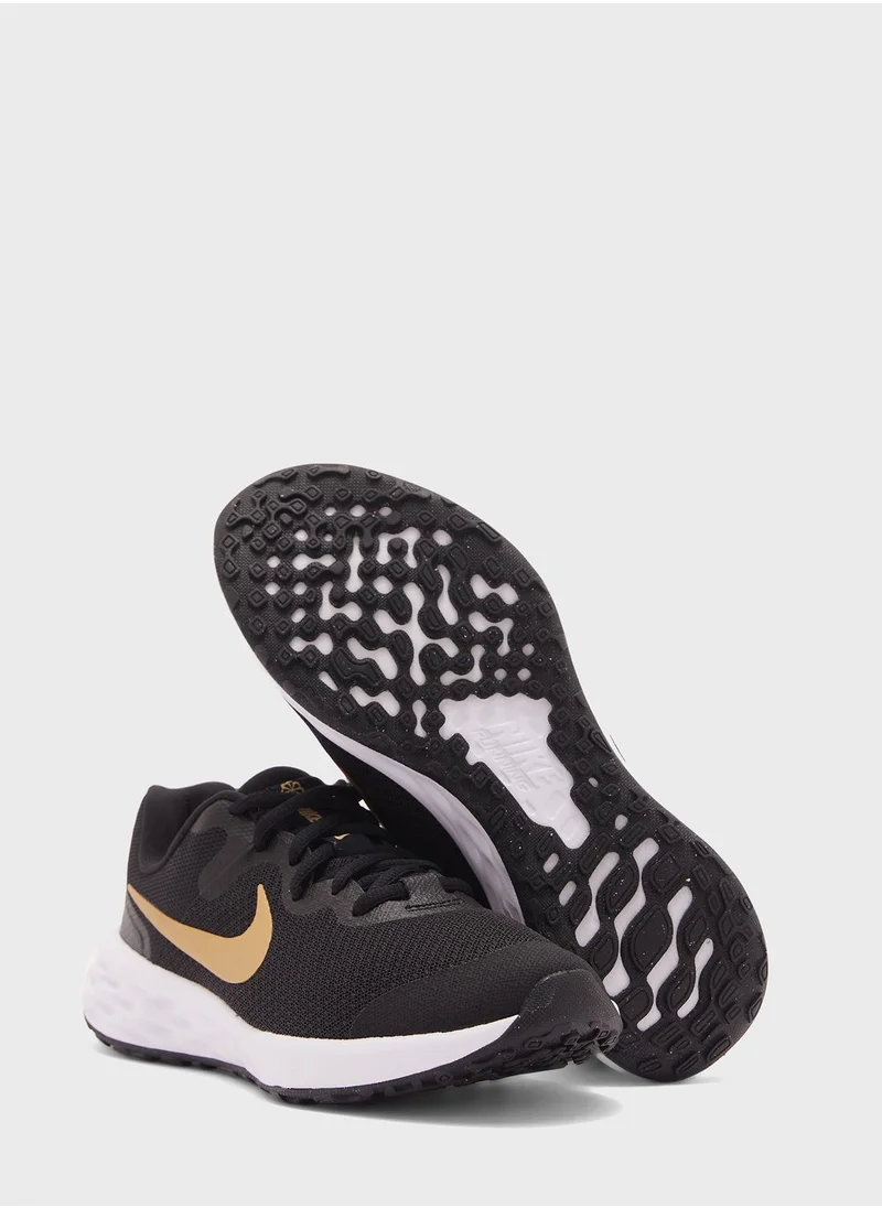 Nike Youth Revolution 6