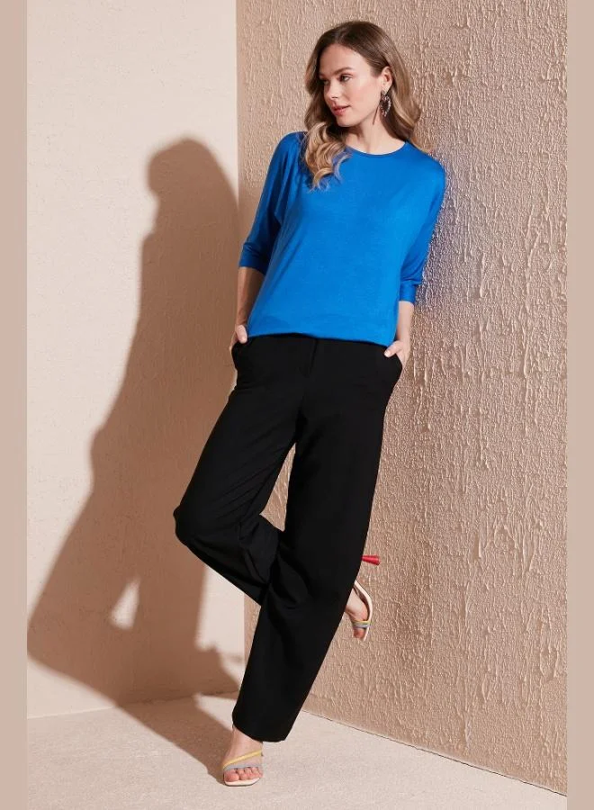 ليلا بلوزة نسائية ليلا بأكمام ترافكار وياقة دائرية